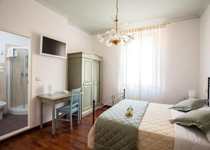 فندق مبيت وإفطار Il Portico E Caffe - Centro Citta 3*